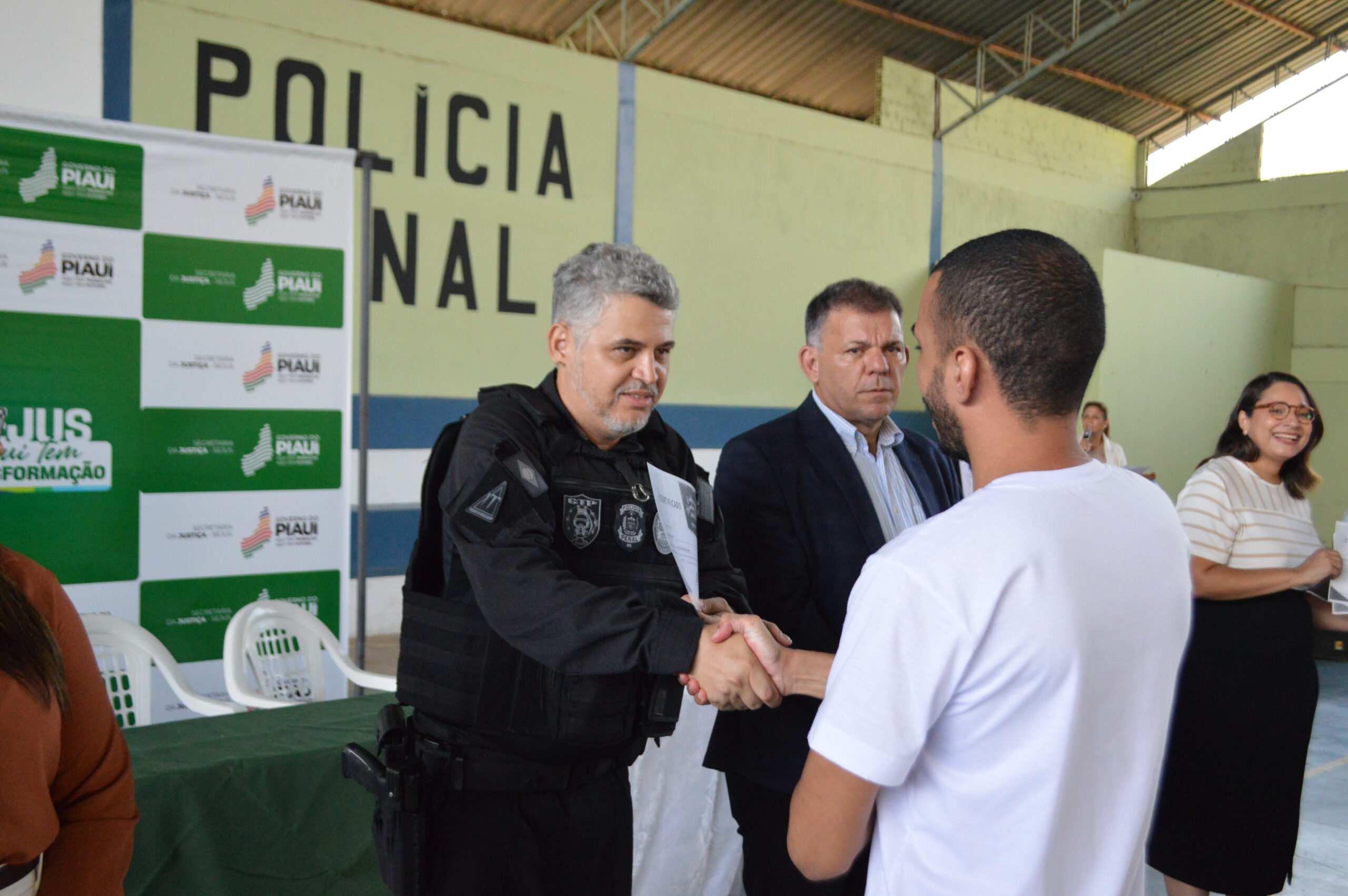 Certificação de cursos profissionalizantes do sistema prisional