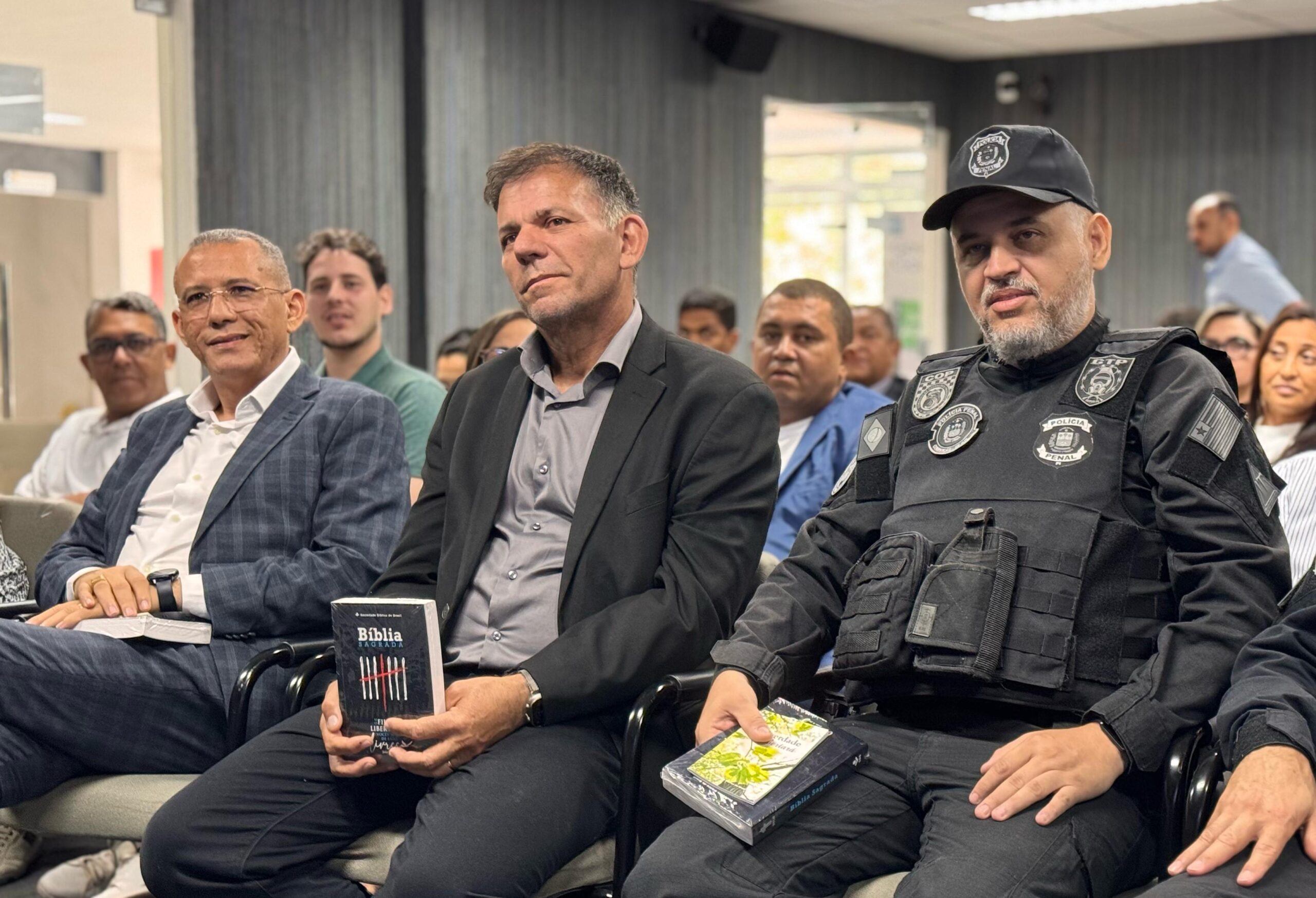 Sejus e Sociedade Bíblica lançam edição especial da Bíblia para pessoas privadas de liberdade